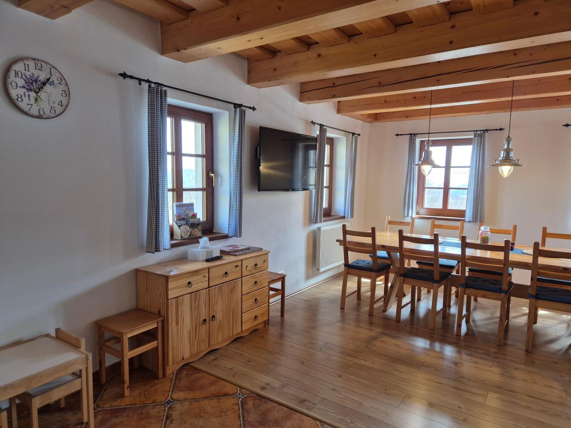Abj A Ve Stodole Abj Kralicak Apartmán