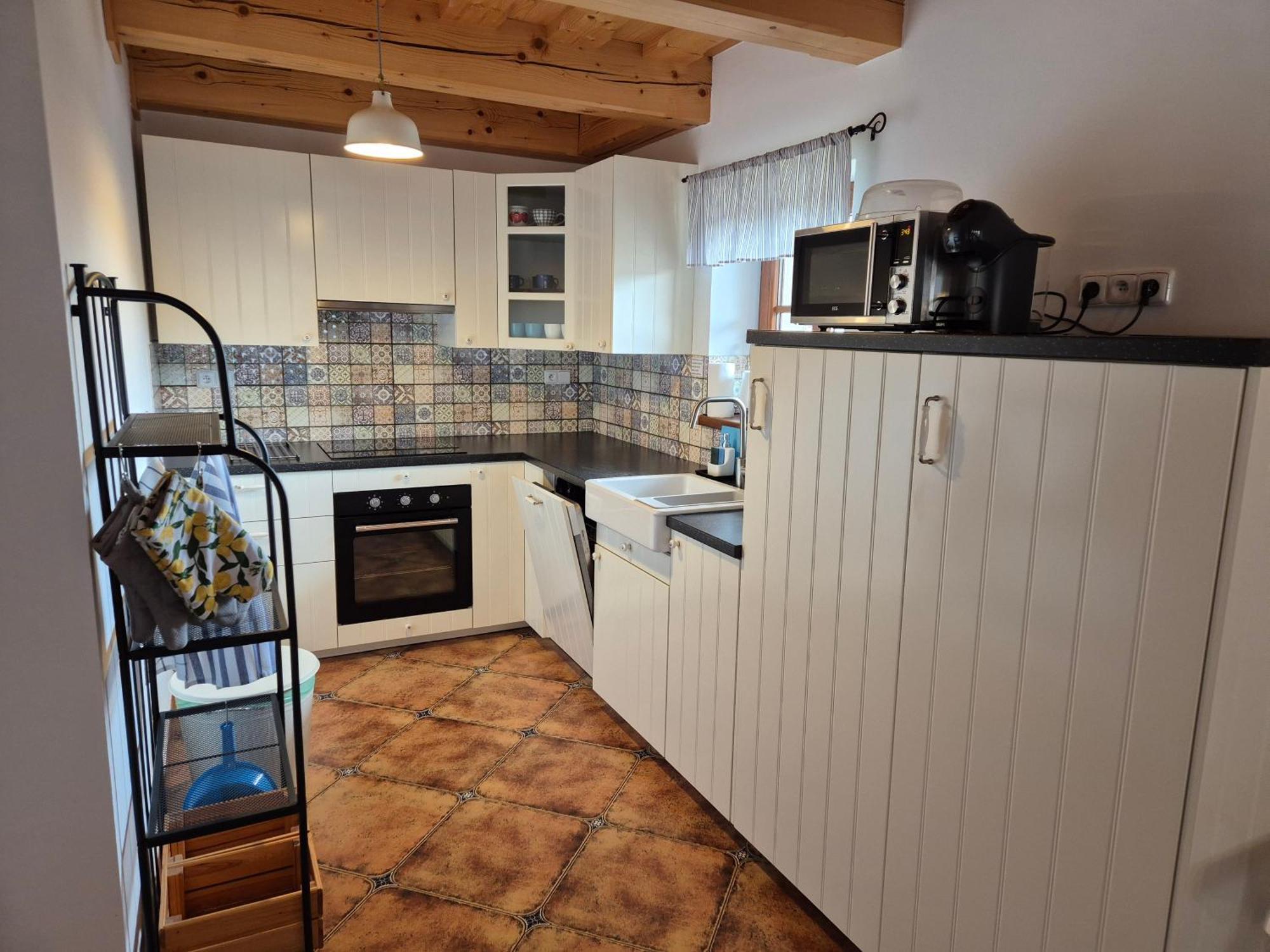 Abj A Ve Stodole Abj Kralicak Apartmán